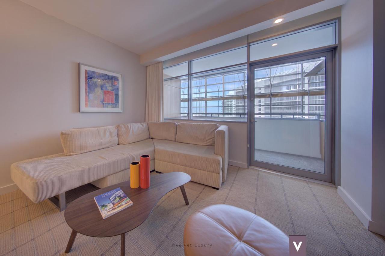 Conrad Miami Suites By Seven Exteriör bild